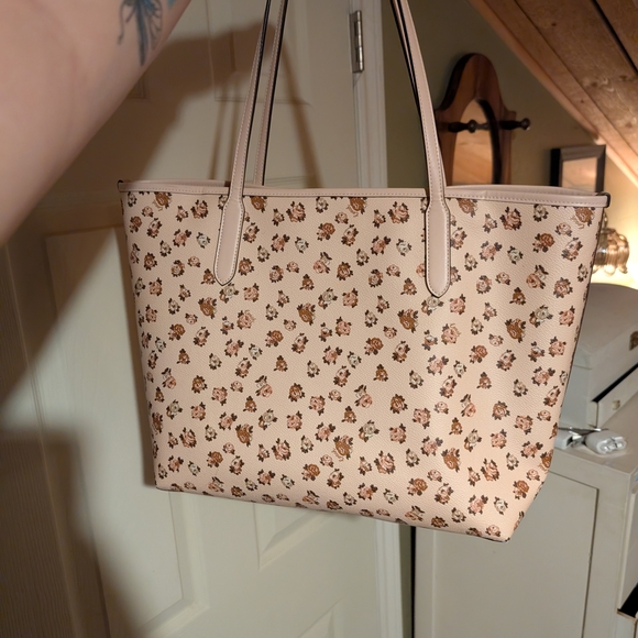 Coach Pink Floral City Tote Bag - Signature Coach Charm - Picture 2 of 4